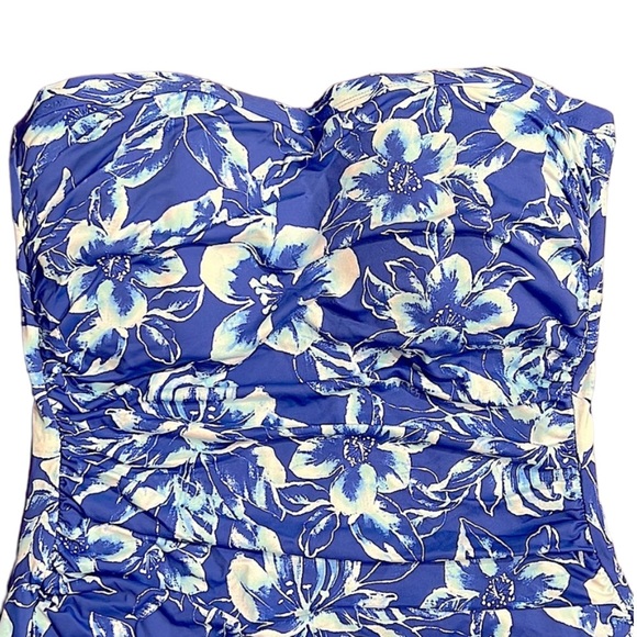 Tommy Bahama Scrolls Shirred Bandeau - Picture 6 of 16